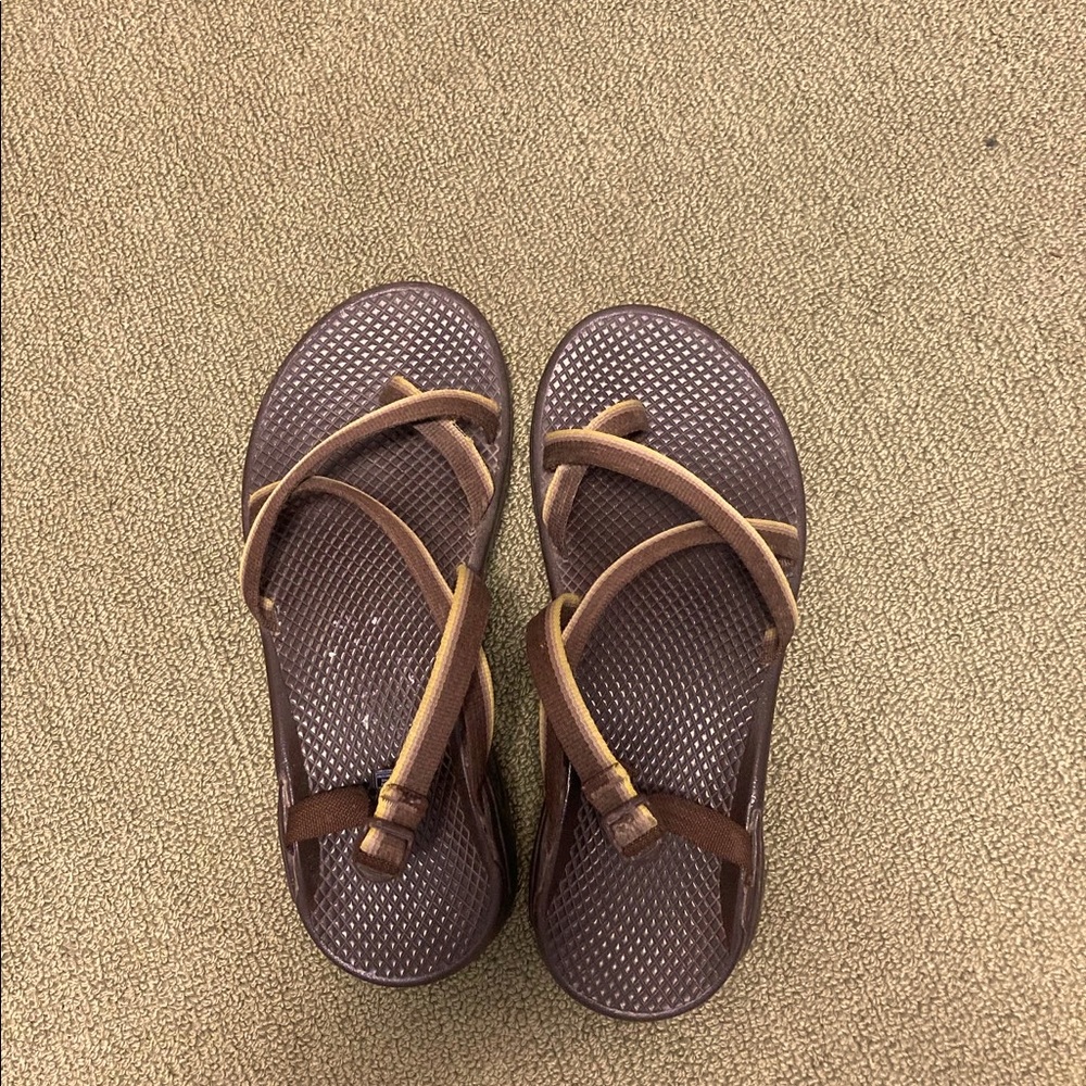 COPY - Cute slip on chacos